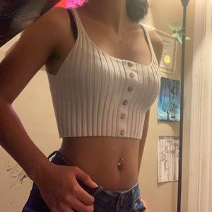 Woman’s white cropped tank top size XS